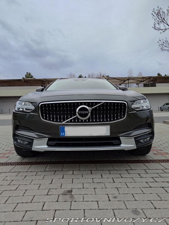 Volvo V90 CrossCountry 2018