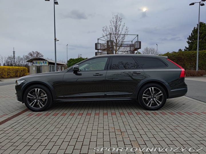 Volvo V90 CrossCountry 2018
