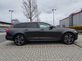 Volvo V90 CrossCountry 2018