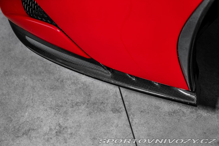 Ferrari SF90 Lift, karbon, metalíza 2024