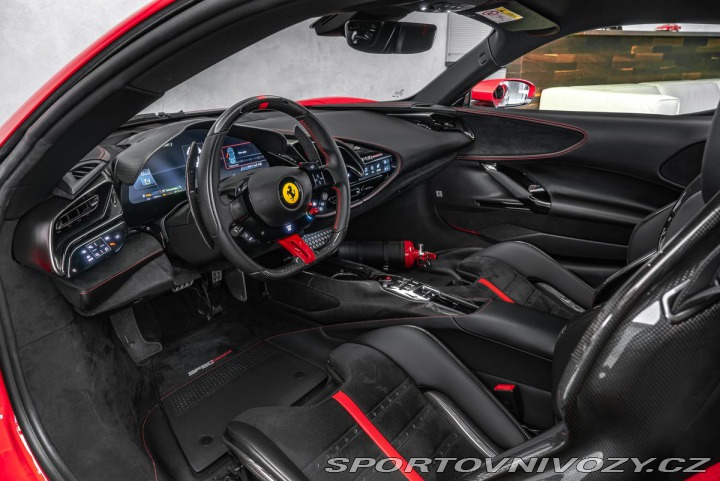 Ferrari SF90 Lift, karbon, metalíza 2024