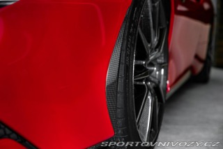 Ferrari SF90 Lift, karbon, metalíza 2024