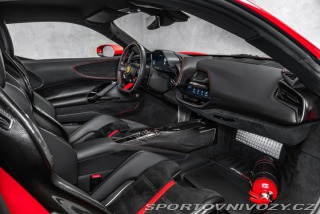 Ferrari SF90 Lift, karbon, metalíza 2024