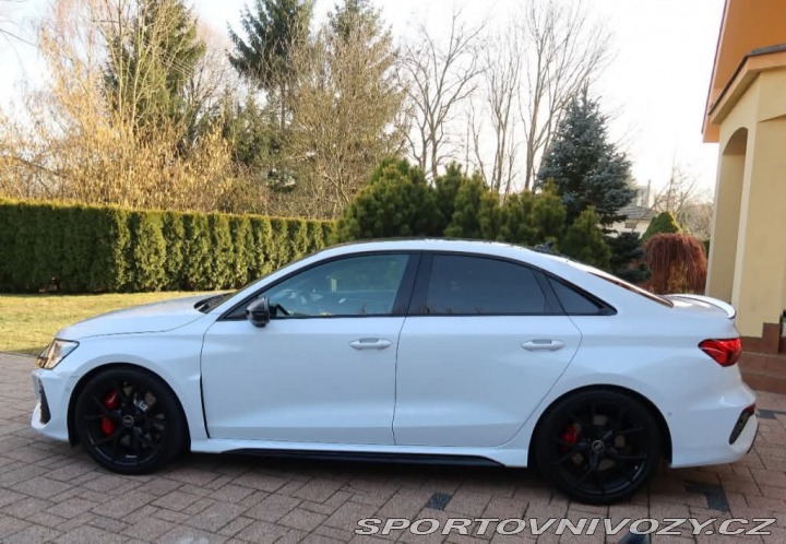 Audi RS3  2023