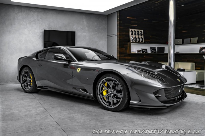 Ferrari 812 Superfast Lift, 360 kamer 2018