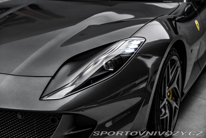 Ferrari 812 Superfast Lift, 360 kamer 2018