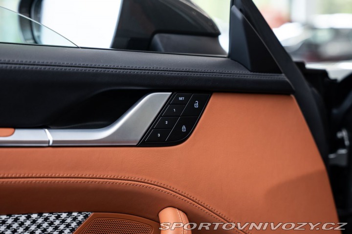 Porsche 911 (992) Targa 4 /Heritage D 2023