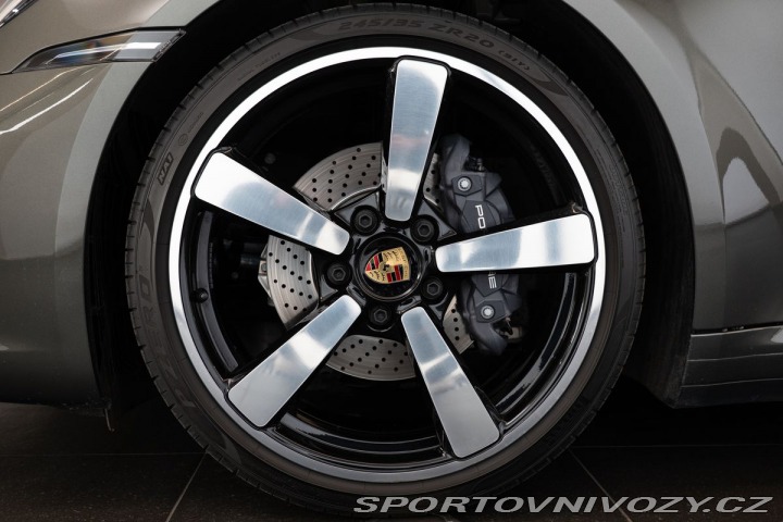 Porsche 911 (992) Targa 4 /Heritage D 2023