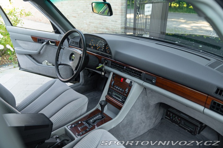 Mercedes-Benz S 500 SEL 1985