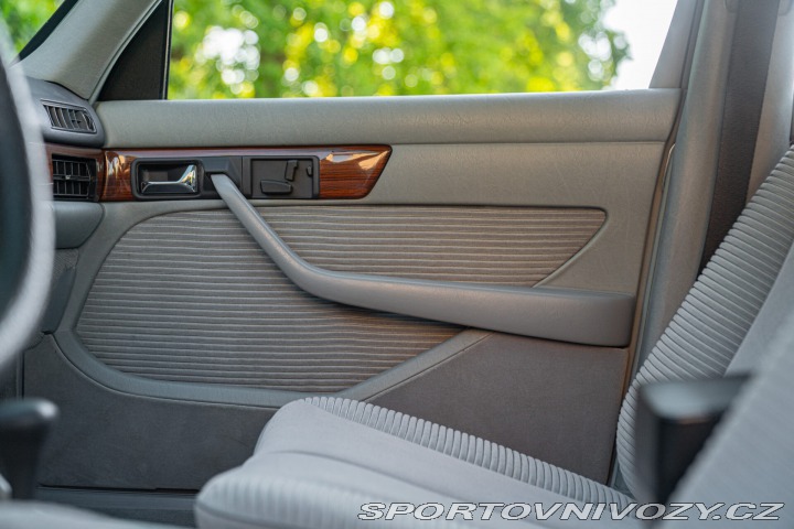 Mercedes-Benz S 500 SEL 1985