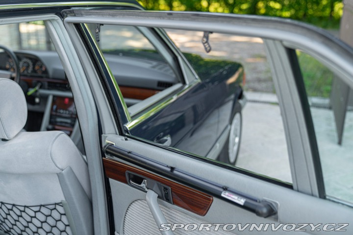 Mercedes-Benz S 500 SEL 1985