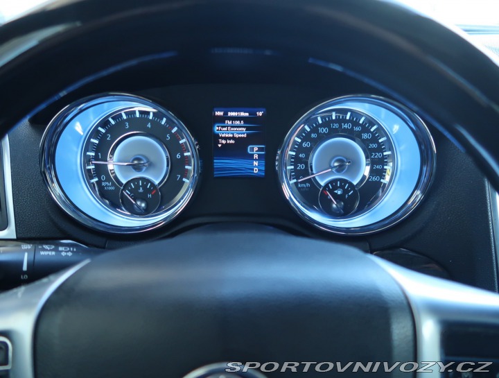 Lancia Ostatní modely Thema  3.0 CRD 2011