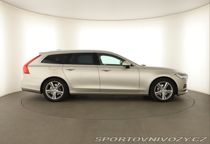 Volvo V90 D5 AWD 2017