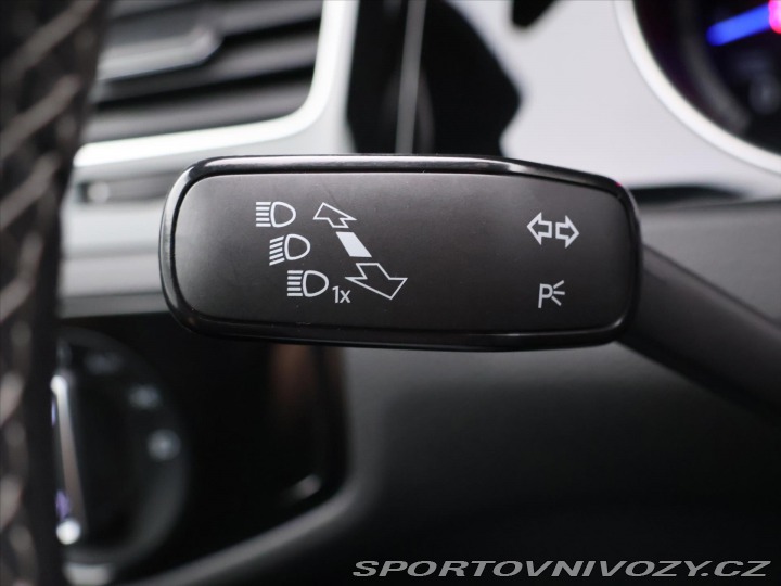 Volkswagen Golf 2,0 TSI R 221kW 4Motion D 2016