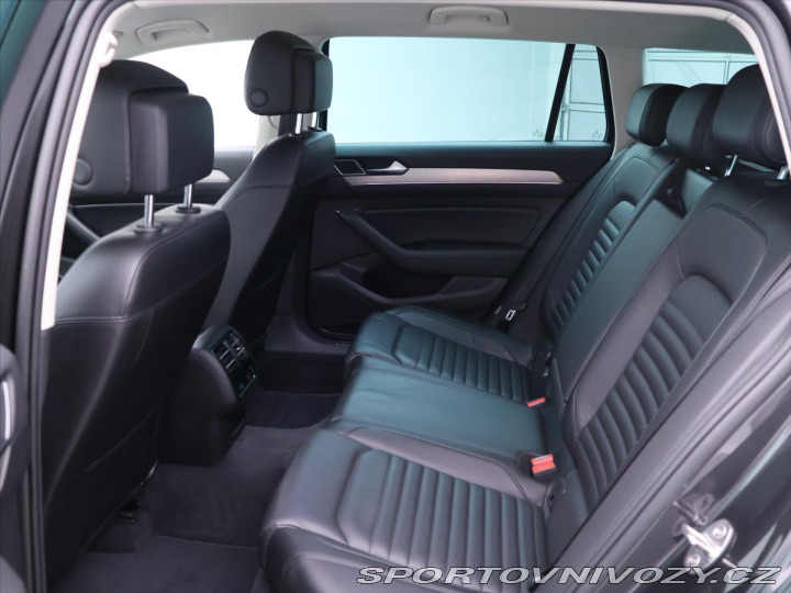 Volkswagen Ostatní modely Passat 2,0 TDI 176 kW LED 4X4 CZ 2018