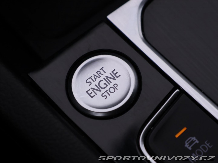 Volkswagen Ostatní modely Passat 2,0 TDI 176 kW LED 4X4 CZ 2018