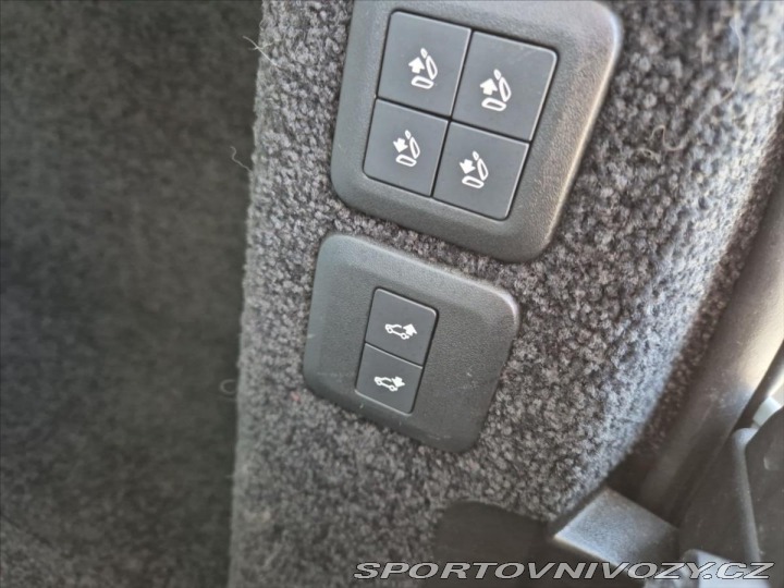 Ostatní značky Ostatní modely Land Rover Range Rover 3,0 P400 L VOGUE 2020