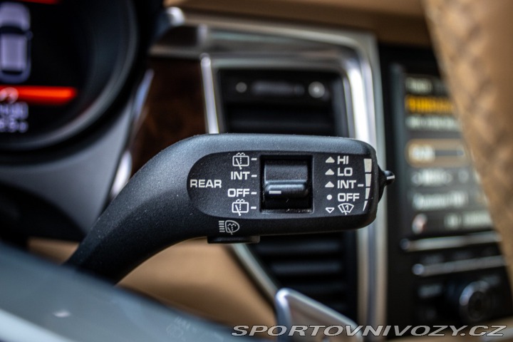 Porsche Macan S 18 kolesá, 250kW 2014