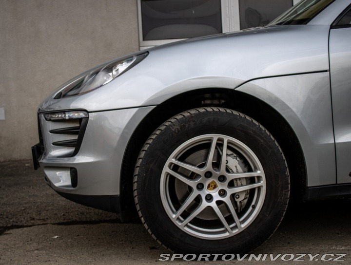 Porsche Macan S 18 kolesá, 250kW 2014