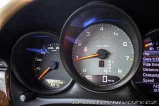 Porsche Macan S 18 kolesá, 250kW 2014