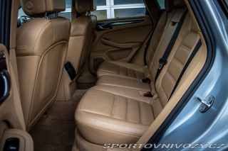 Porsche Macan S 18 kolesá, 250kW 2014