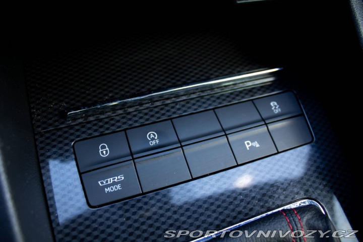 Škoda Octavia RS RS 2.0 TDI DSG 4x4 / 135 2016