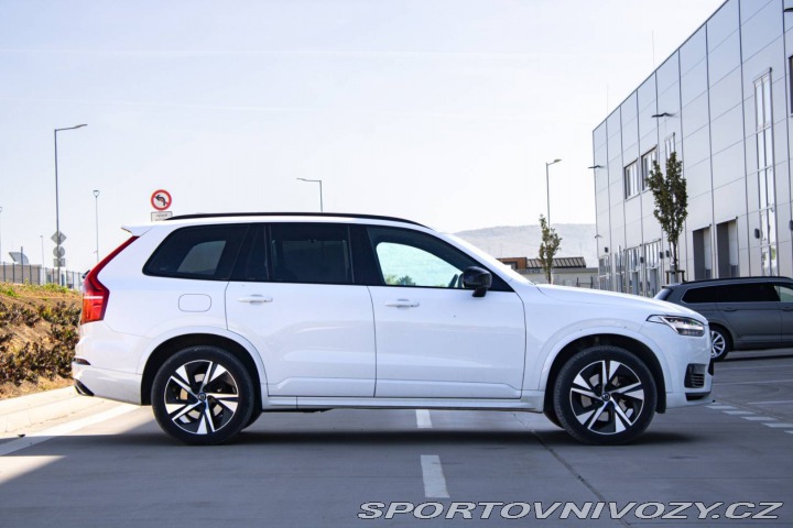 Volvo Ostatní modely XC90  T8 2.0i + PHEV AT8 R-DES 2020