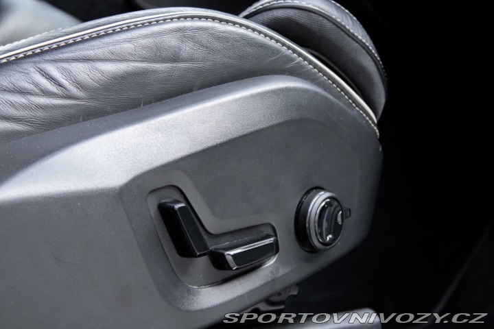 Volvo Ostatní modely XC90  T8 2.0i + PHEV AT8 R-DES 2020