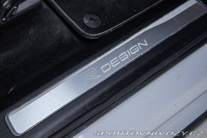 Volvo Ostatní modely XC90  T8 2.0i + PHEV AT8 R-DES 2020