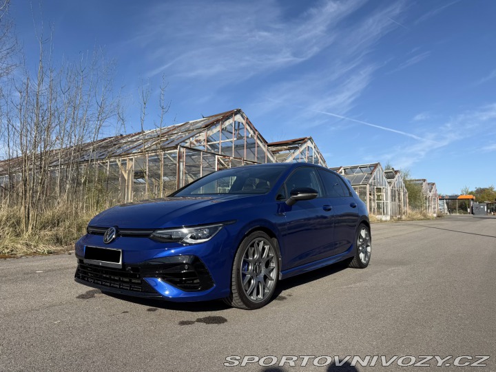 Volkswagen Golf 8 R Performance 2021