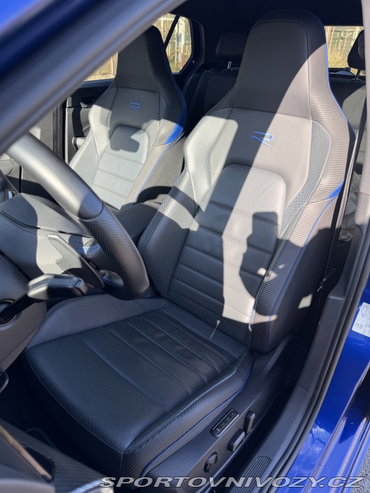 Volkswagen Golf 8 R Performance 2021