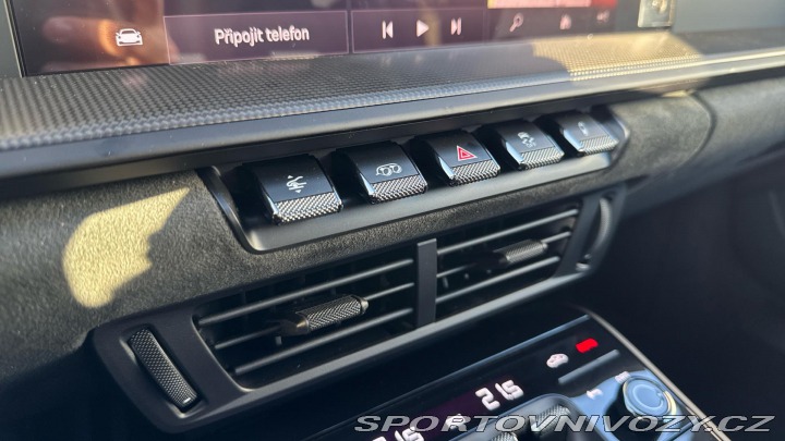 Porsche 911 GTS 2025