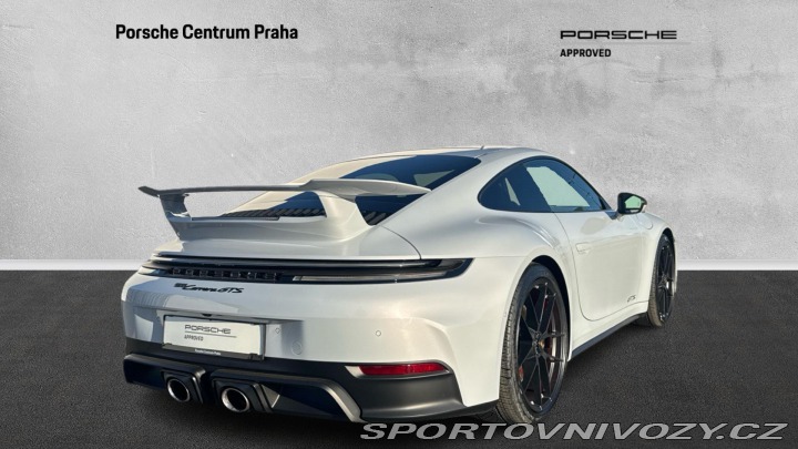 Porsche 911 GTS 2025