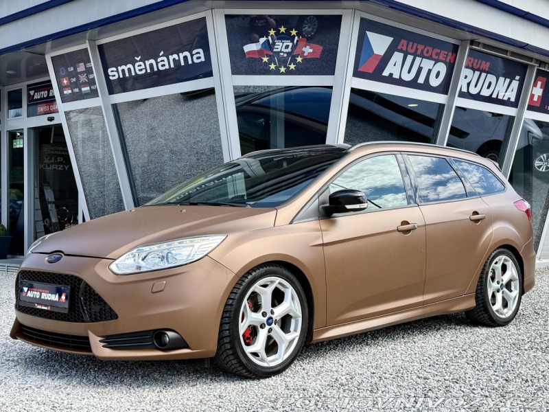 Ford Focus ST 2,0i 184kW EcoB SCTI ST