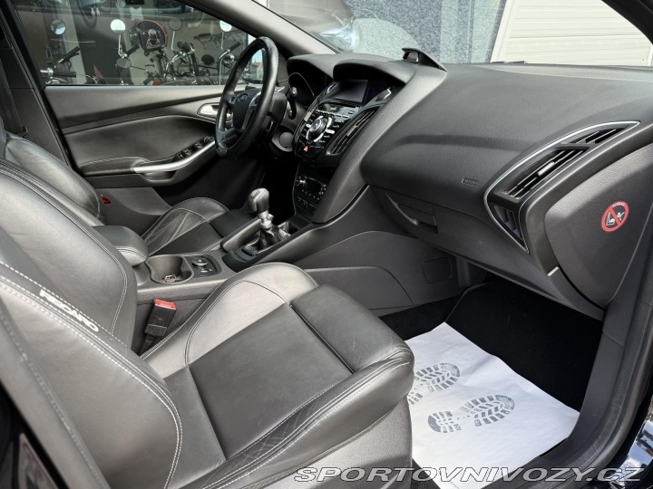 Ford Focus ST 2,0i 184kW EcoB SCTI ST 2013