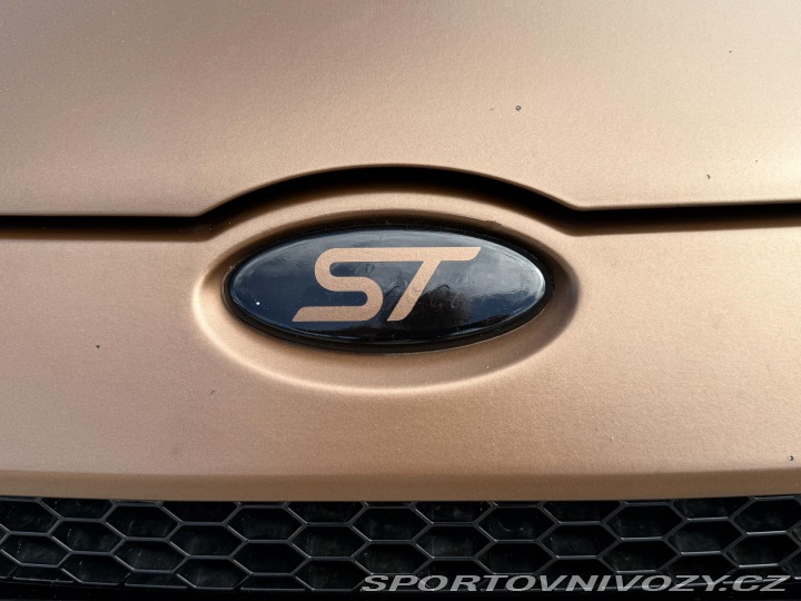 Ford Focus ST 2,0i 184kW EcoB SCTI ST 2013