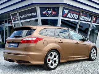Ford Focus ST 2,0i 184kW EcoB SCTI ST 2013