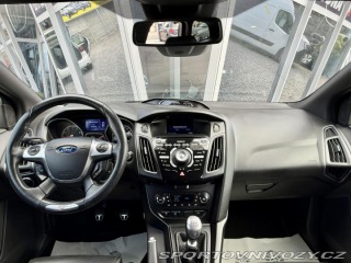 Ford Focus ST 2,0i 184kW EcoB SCTI ST 2013