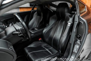 Aston Martin V8 Vantage 2012