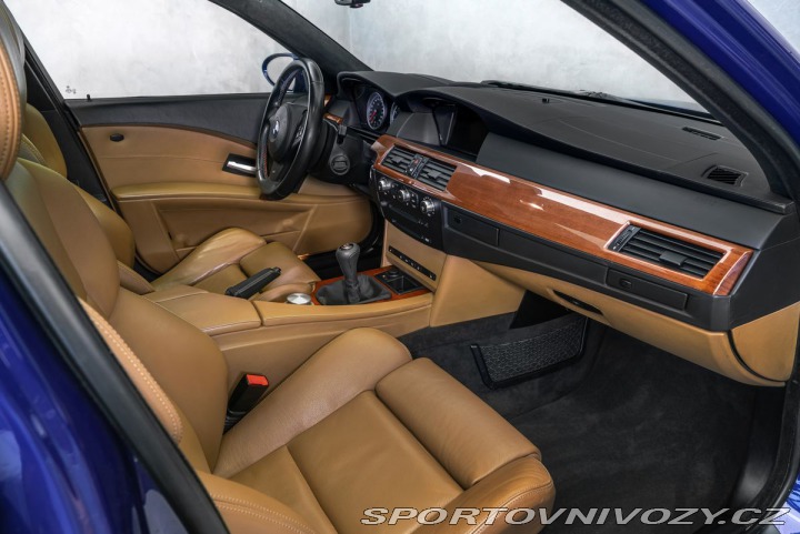 BMW M5 V10 5.0 manuál 2007