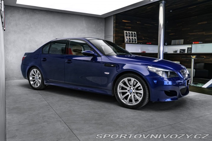 BMW M5 V10 5.0 manuál 2007