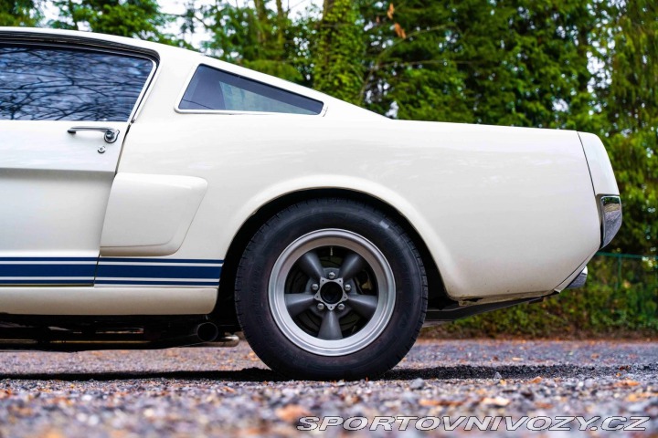 Ford Mustang Shelby GT350 1966