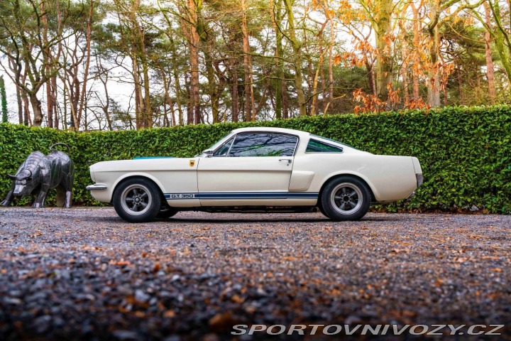 Ford Mustang Shelby GT350 1966