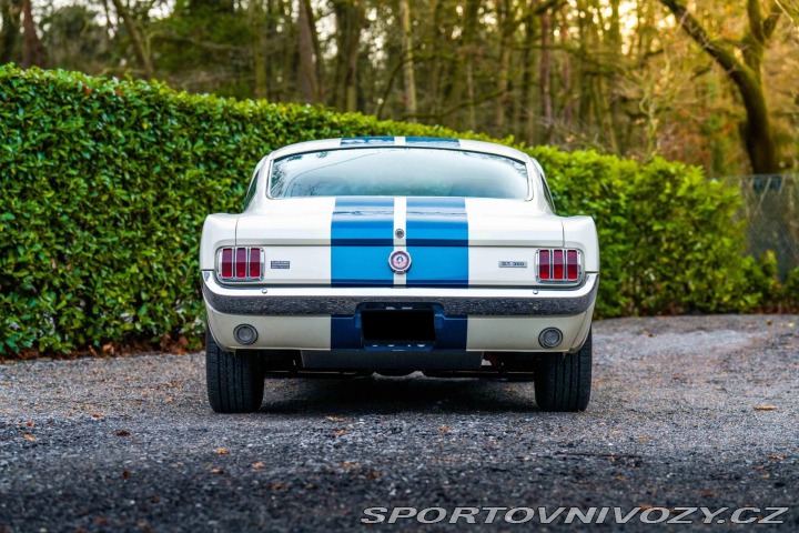Ford Mustang Shelby GT350 1966