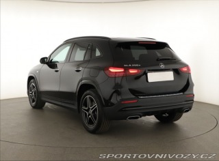 Mercedes-Benz Ostatní modely GLA AMG Line GLA 250 e 2025