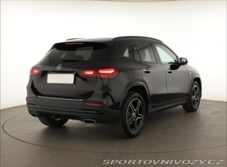 Mercedes-Benz Ostatní modely GLA AMG Line GLA 250 e 2025