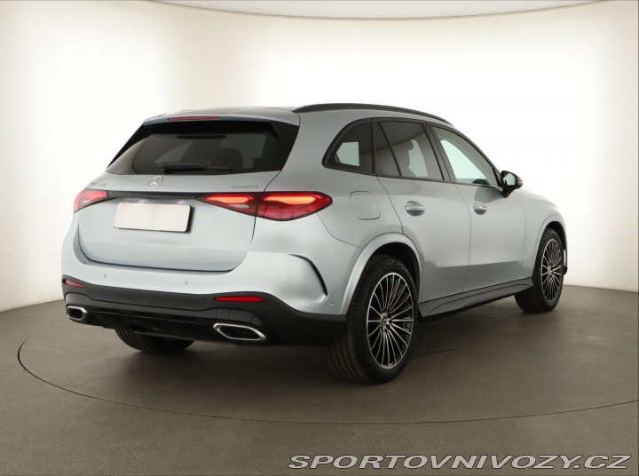 Mercedes-Benz Ostatní modely GLC AMG Line GLC 200 4MATIC 2025