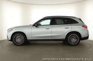 Mercedes-Benz Ostatní modely GLC AMG Line GLC 200 4MATIC 2025