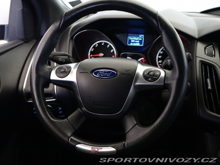 Ford Focus ST 2.0 EcoBoost ST 2013