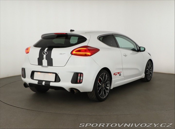Kia ProCeed GT GT 1.6 T-GDI 2013